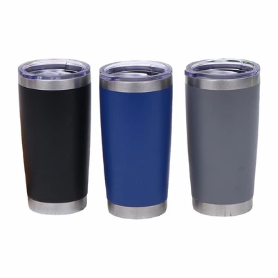 E se la mia tazza da viaggio emanasse un cattivo odore?